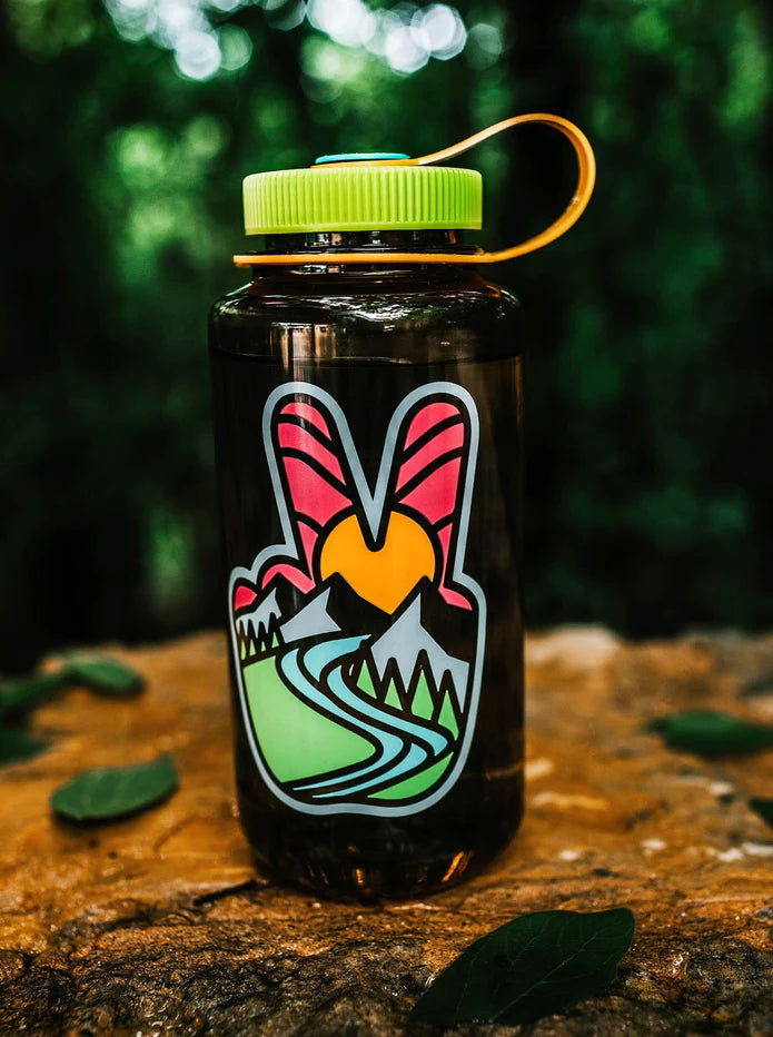 32oz Peace Water Bottle