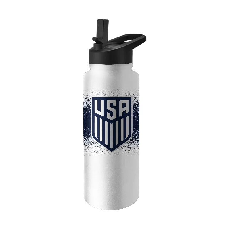 US Mens Soccer 34oz Spray Quencher Bottle